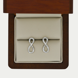 Arete Infinito con Zirconias Oro 10K